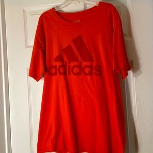 Men’s Large adidas T-shirt